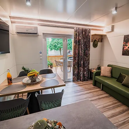 Serenity Premium Mobile Homes-two Bedroom 別荘